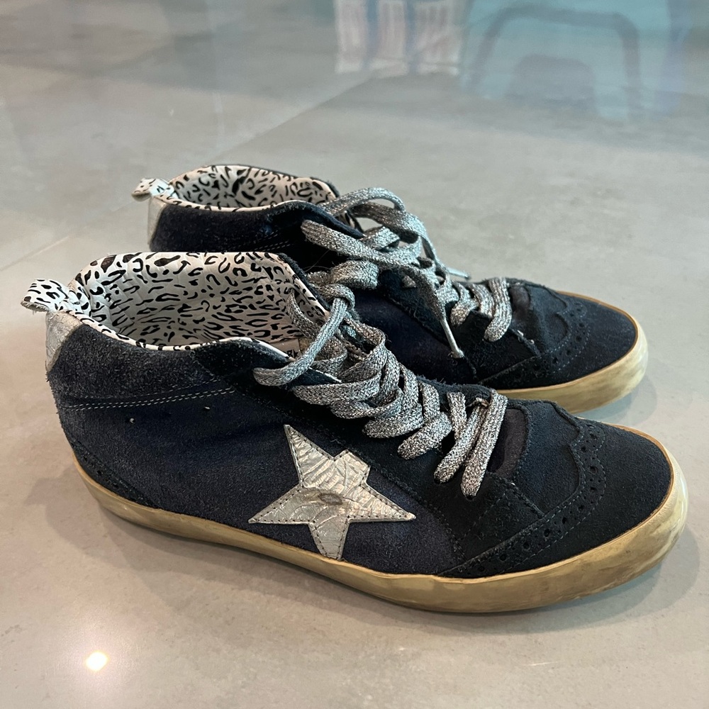 Golden Goose size 37 midrise navy suede with silver star